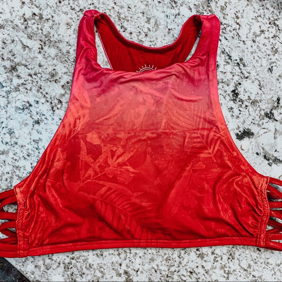 🌴HOLLISTER HALTER NECK SWIM TOP🌴 - Picture 2 of 2